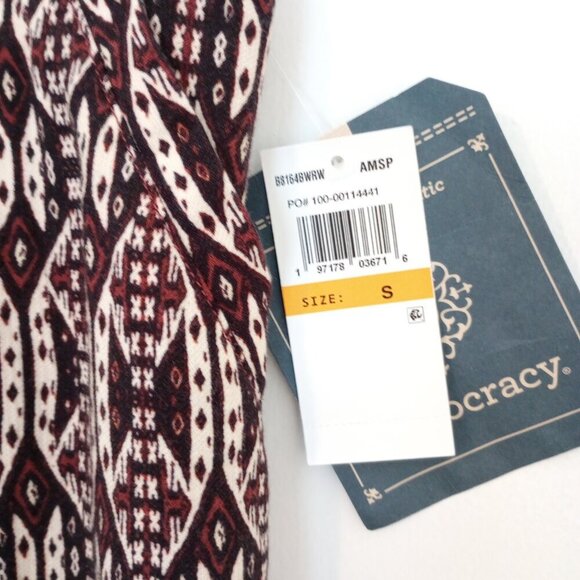 Democracy Skyrise Pull On Printed Fray Hem Cropped Pants - Picture 7 of 12